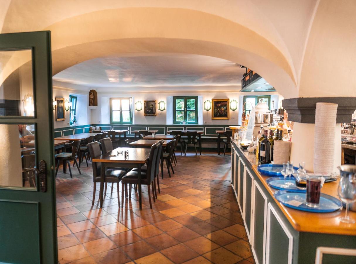 Belvedere Hotel-Restaurant Eching  Экстерьер фото